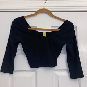 Black long sleeve crop top